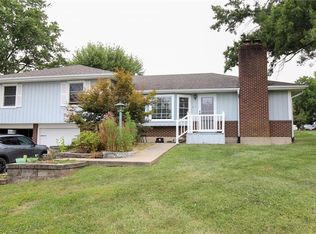 517 W 19th St, Higginsville, MO 64037