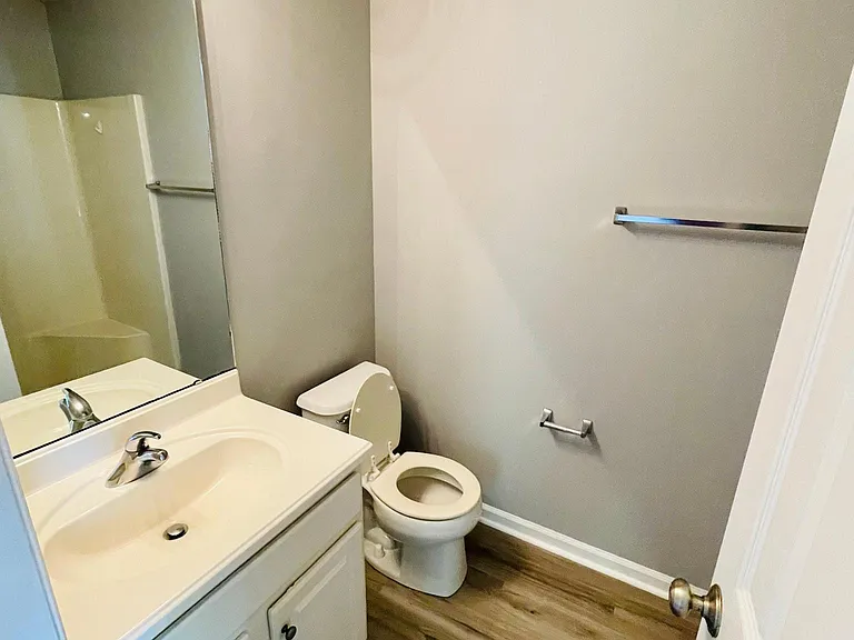 3475 Forestdale Dr #2B — Photo 8
