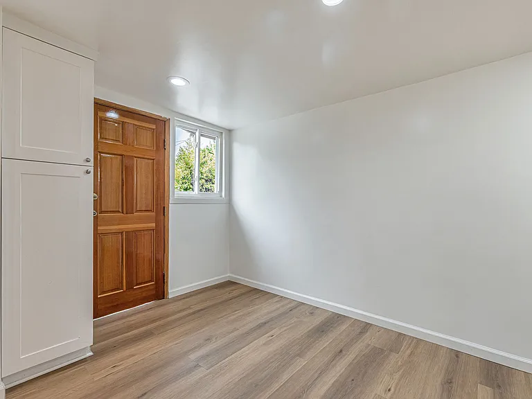 12856 Rubens Ave — Photo 13