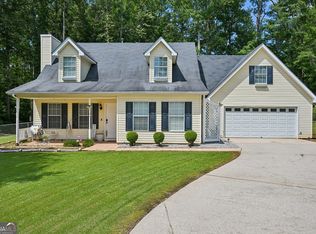 135 Creekview Dr, Newnan, GA 30263