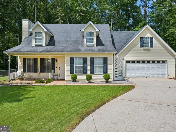 135 Creekview Dr, Newnan, GA 30263