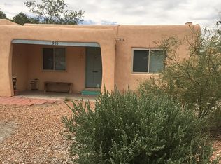905 Girard Blvd SE, Albuquerque, NM 87106