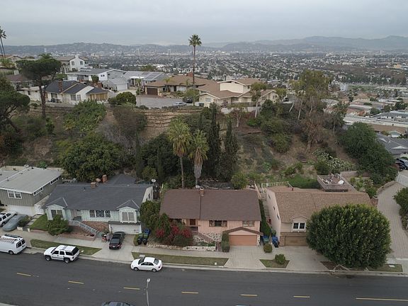 3rd image of 4009 Don Felipe Dr