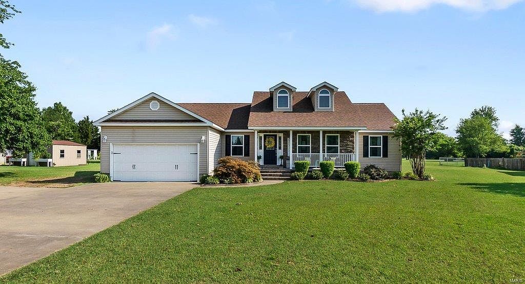 301 S Walnut St, Bernie, MO 63822 Zillow