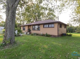 15288 W State Route 105, Elmore, OH 43416