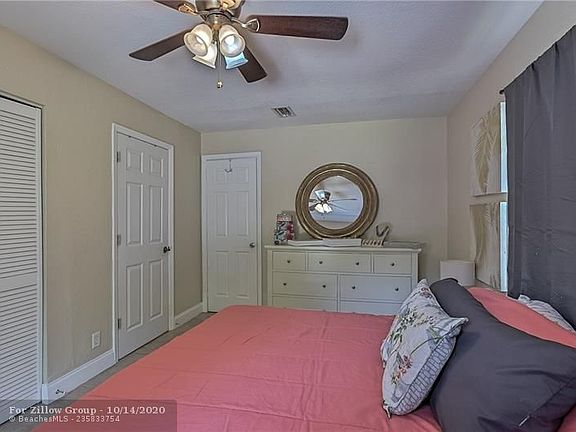 5th image of 211 SE 23rd Ave