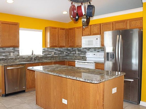 3rd image of 2324 Roanoke Springs Dr