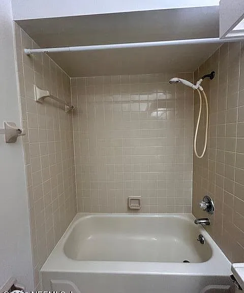 46 Hembury Ln — Photo 20