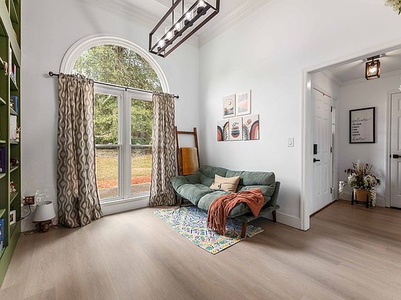 3rd image of 46 Lee Road 2030