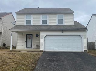 368 Oak Village Dr, Columbus, OH 43207