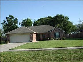 1st image of 214 Village Park Dr