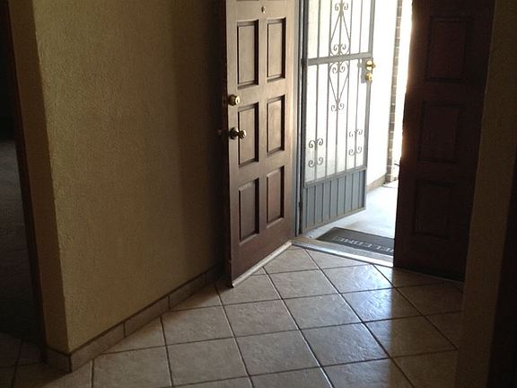4th image of 7744 Iroquois Dr