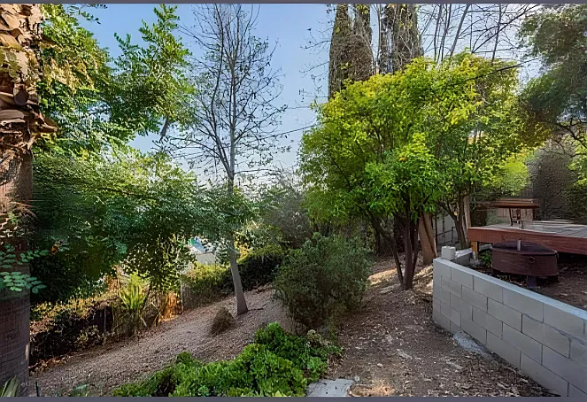 3270 Descanso Dr — Photo 18