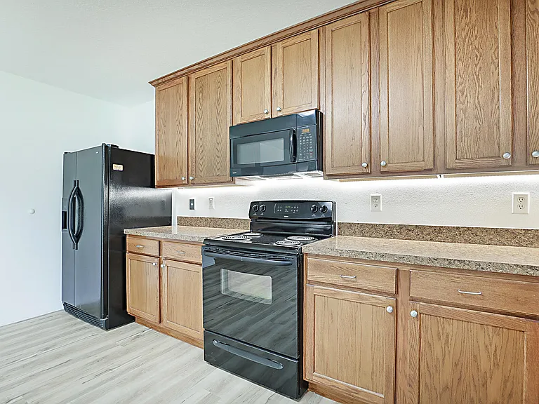 617 SE Karrigan Ter — Photo 20