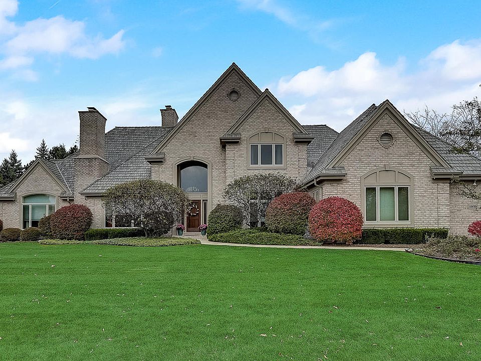 1st image of 10610 N Wood Crest Ct