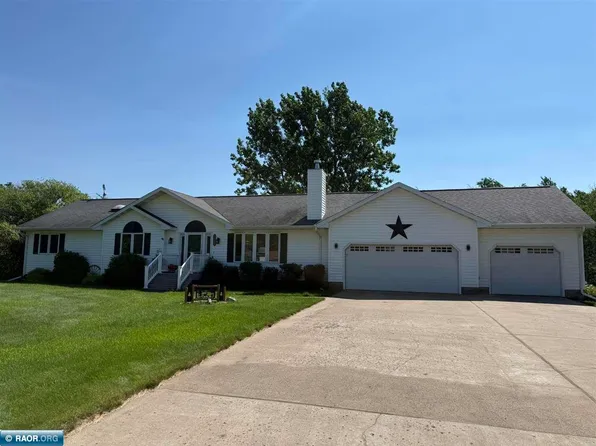 3504 21st Ave E, Hibbing, MN 55746