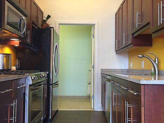 Studio ready for rent / sale