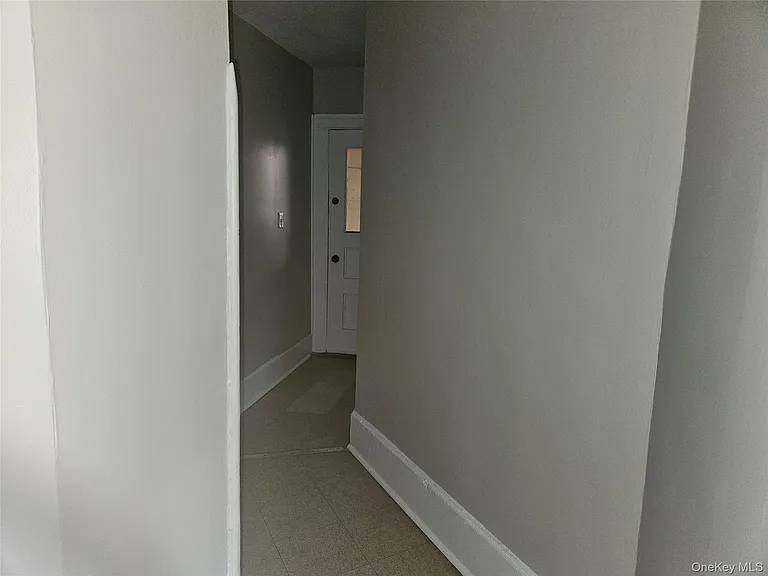 103 Wickham Ave #3 — Photo 17