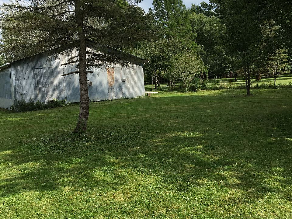 1st image of 716 S County Road 550 E