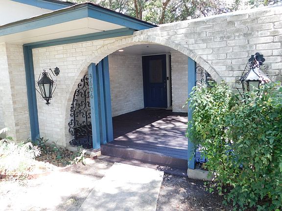 3rd image of 3606 Lakefield Dr