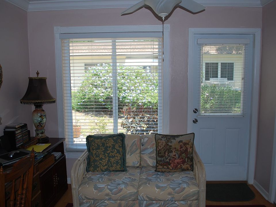 1st image of 1632 S Lake Ave APT 2