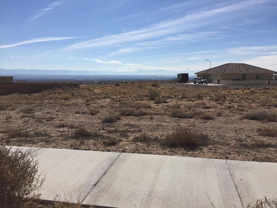 2nd image of 6408 Petirrojo Rd NW