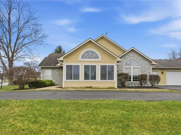 2061 W 139th Ter, Leawood, KS 66224