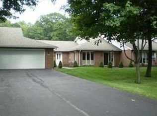 4078 Trillium Ln, New Castle, PA 16105