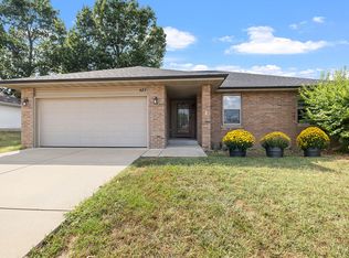 827 N Franklin Ave, Republic, MO 65738
