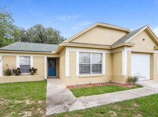 224 Regal Park Dr, Valrico, FL 33594