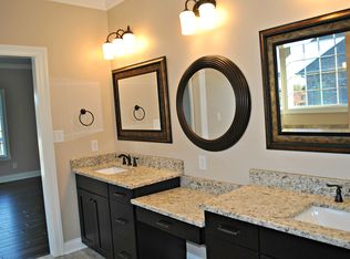 6840 Sanders Dr, Elmore, AL 36025