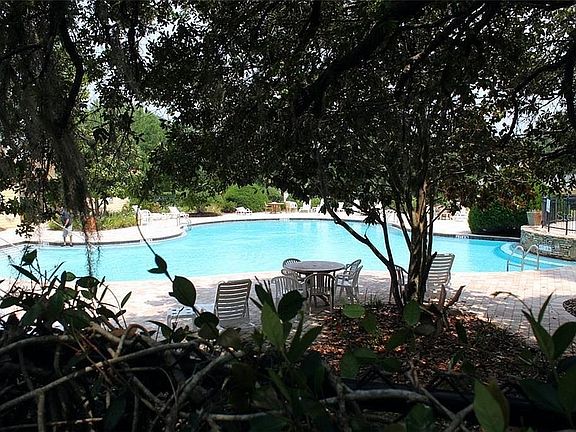 3rd image of 23842 Sardinia Dr