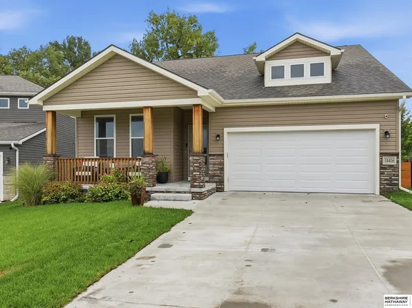 18406 Emiline St, Omaha, NE 68136