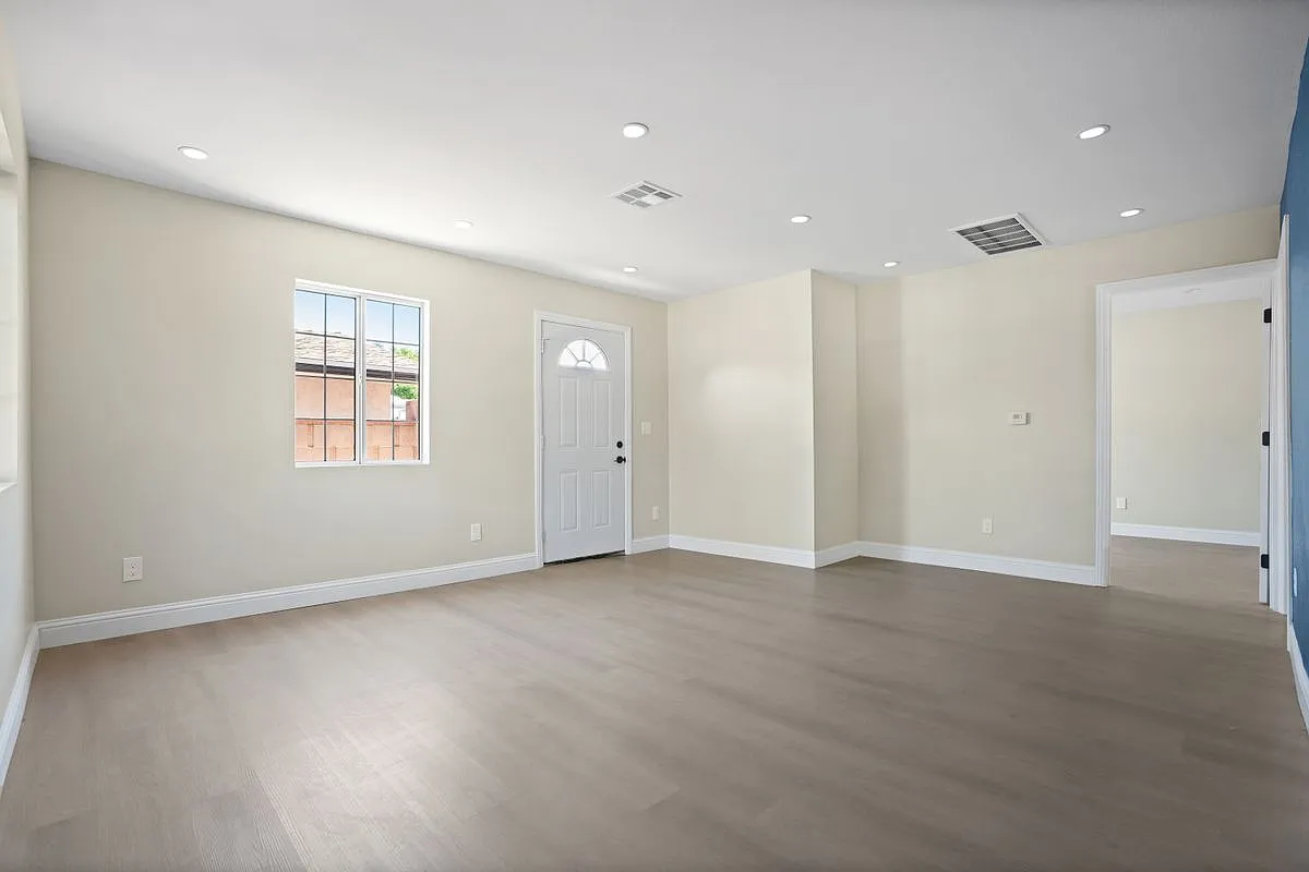 2 bed, 2.0 bath, 986 sqft, $3,100 — Photo 4