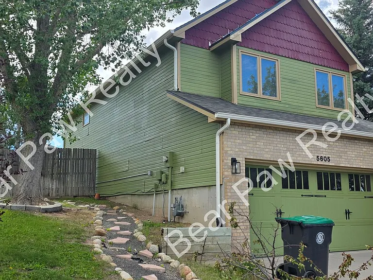 5605 Bluff Pl — Photo 1