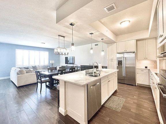 3rd image of 1044 Bay Colony Dr S #8
