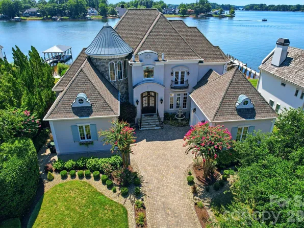 18332 Harbor Light Blvd, Cornelius, NC 28031
