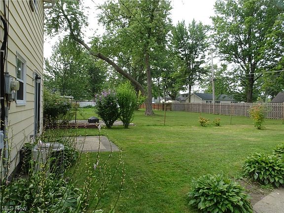 5th image of 4778 Wake Robin Dr
