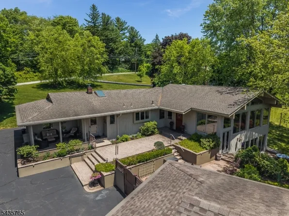 219 W Valley Brook Rd, Washington Twp., NJ 07830
