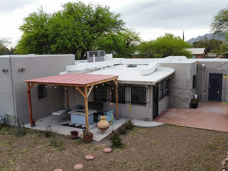 2842 E Blacklidge Dr — Photo 28