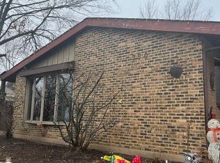 750 Bonniebrook Ave, Mundelein, IL 60060