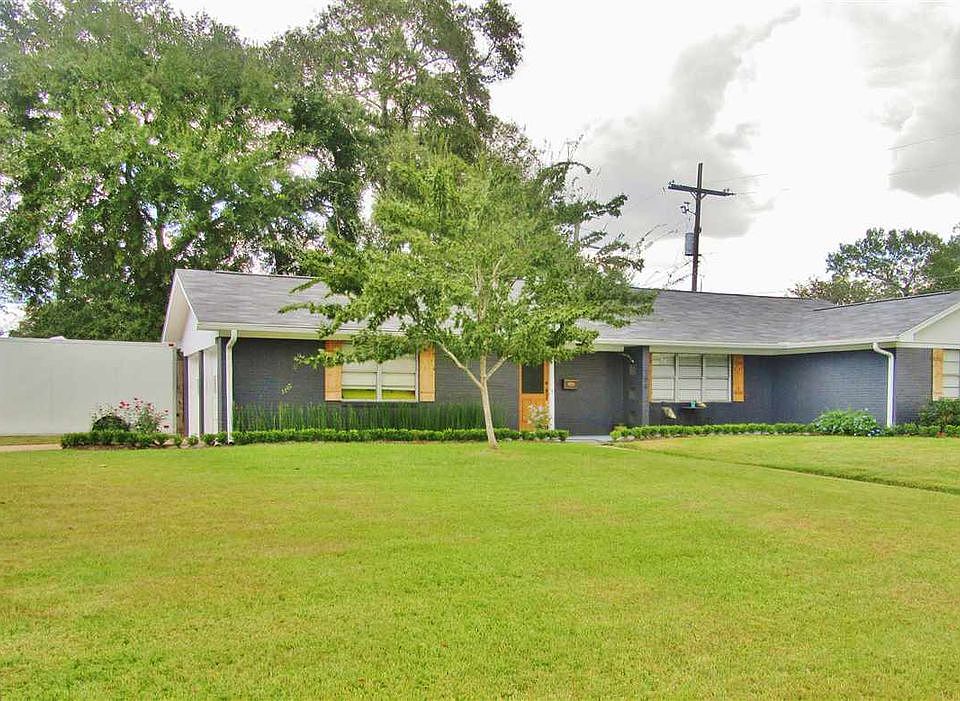 1st image of 790 Rankin Dr