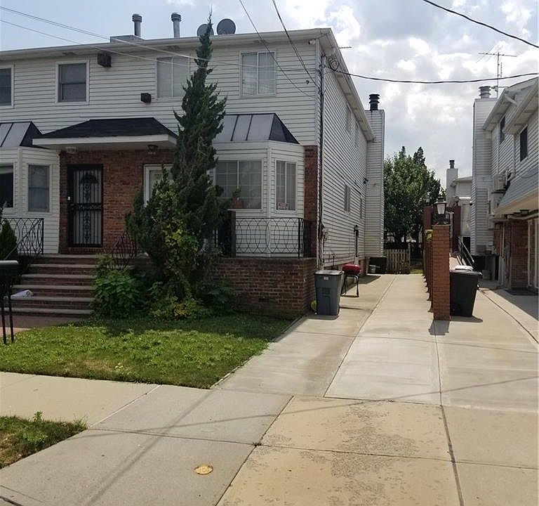 1st image of 1408 E 71st St