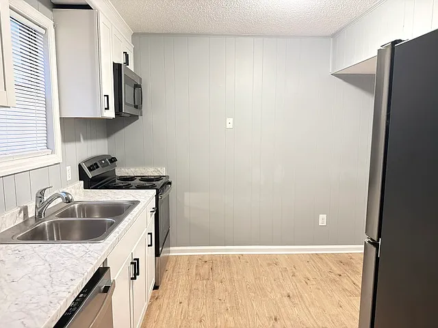 2 bed, $1,000 — Photo 3