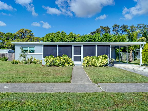 2nd image of 270 Banyan Drive