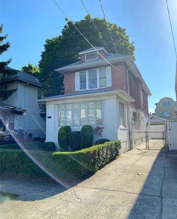 1st image of 1733 E 24th St