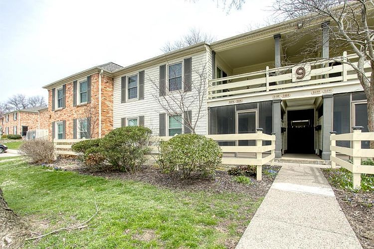1st image of 2484 Village Dr SE