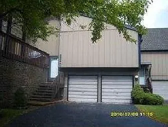 3S395 Chestnut Ct photo 1