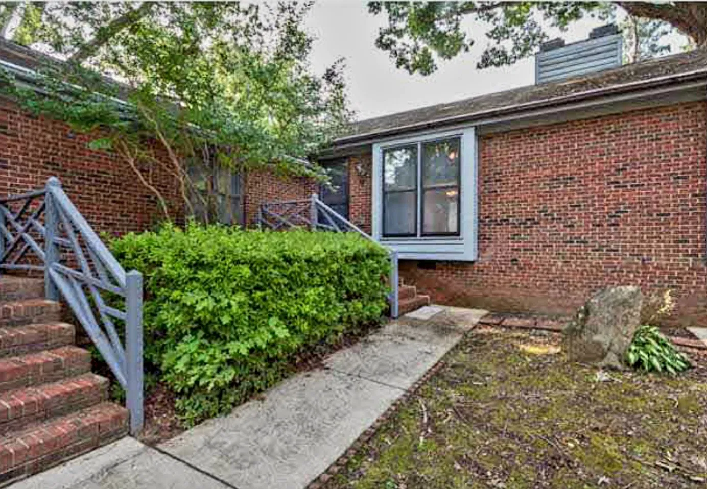 4712 Matt Dr — Photo 1