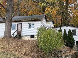 4589 Harmon Creek Rd, Colliers, WV 26035